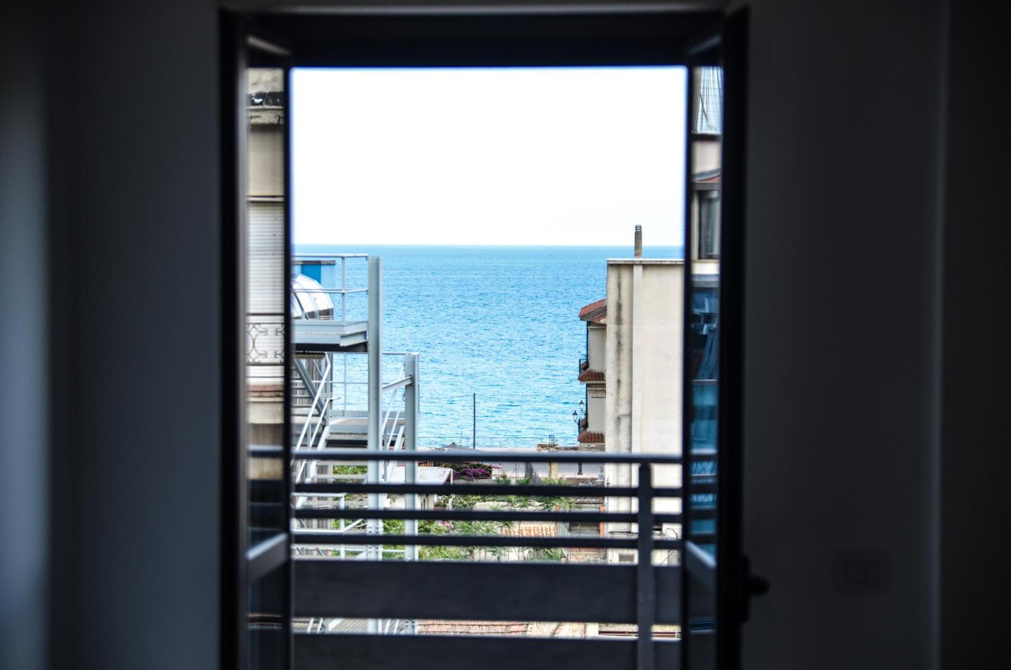 Appartamento Siderno Sul Mare Trilocale Luaran gambar